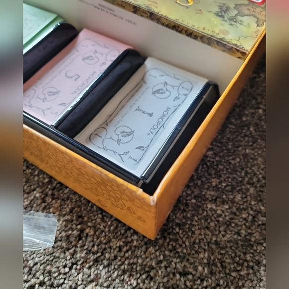 GUC, MONOPOLY THE LORD OF TGE RUNGS TRILOGY EDITION - Picture 2 of 8